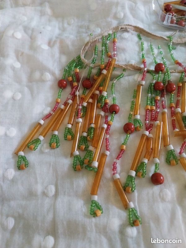 Lot De 70 Perles Vintage En Verre - Forme Goutte/poire, Rouge Vif, Fabrication Inde