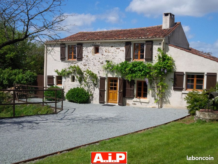 Maison 1 pièce 140 m² · à Mouilleron-Saint-Germain · 140 m² · 173 250 €