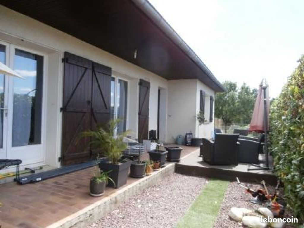 Maison 4 pièces 102 m² · à Terssac · 102 m² · 780 €