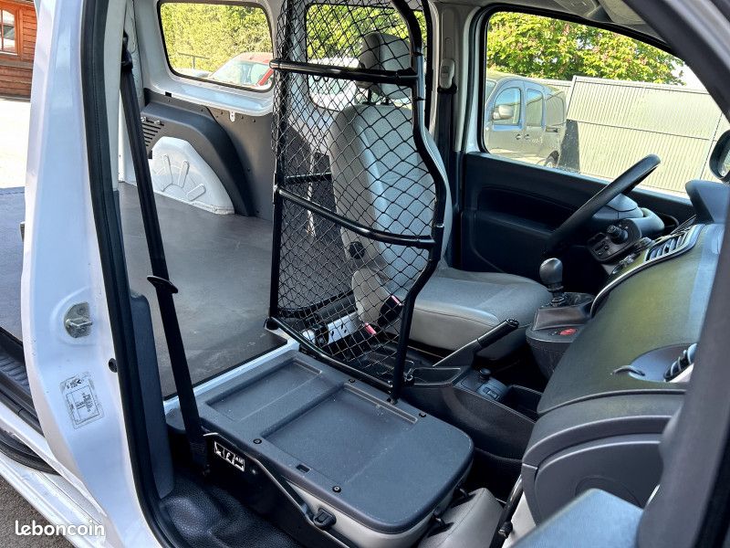 Renault KANGOO II EXPRESS MAXI 1.5 BLUE DCI 95CH GRAND VOLUME CONFORT (image 16)