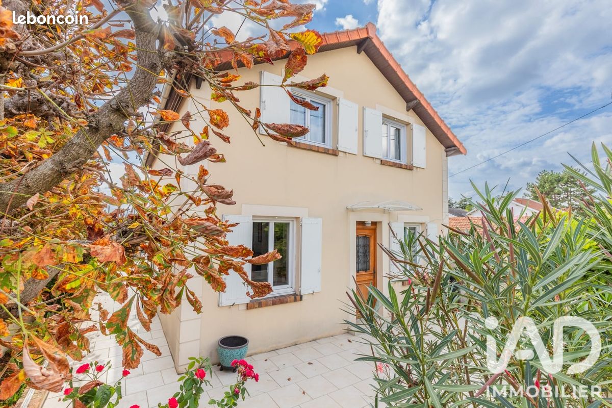 Maison 5 pièces 102 m² · à Morangis · 102 m² · 385 000 €