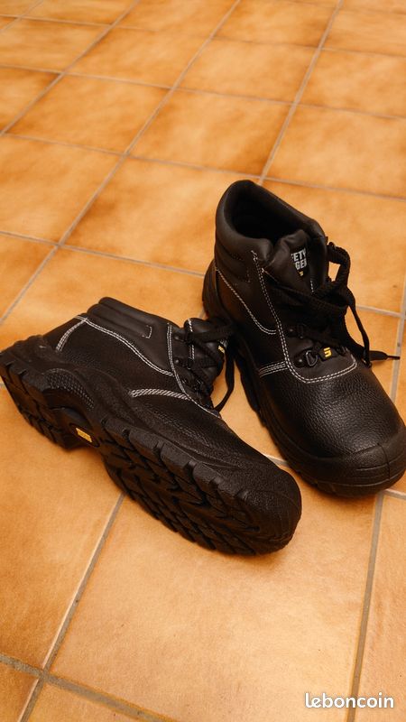 Chaussures de sécurité haute 42 (image 1)