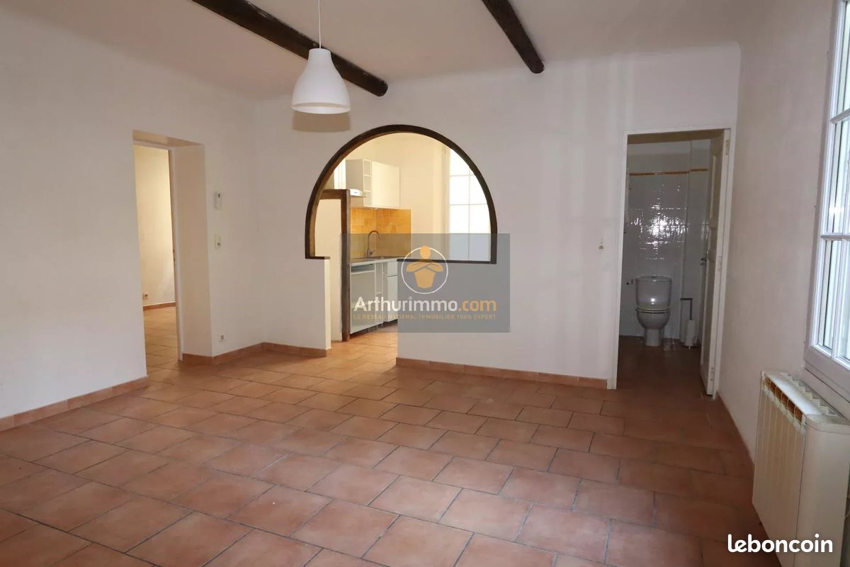 Appartement 3 pièces 52 m² · à Apt · 52 m² · 76 000 €