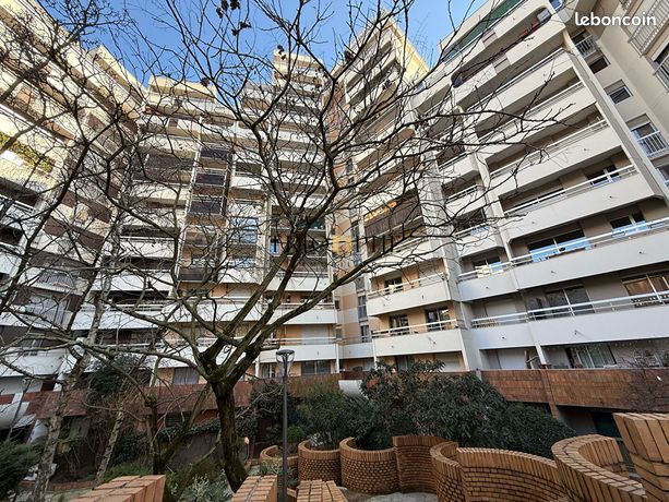 Appartement a louer paris-19e-arrondissement - 2 pièce(s) - 51 m2 - Surfyn