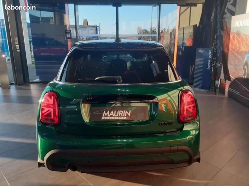 Mini Mini 5 Portes Cooper 136ch Essential BVA7 (image 4)