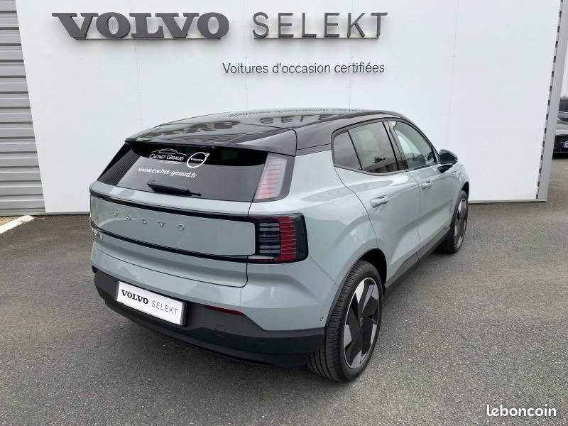 Volvo EX30 Single Extended Range 272ch Ultra (image 4)