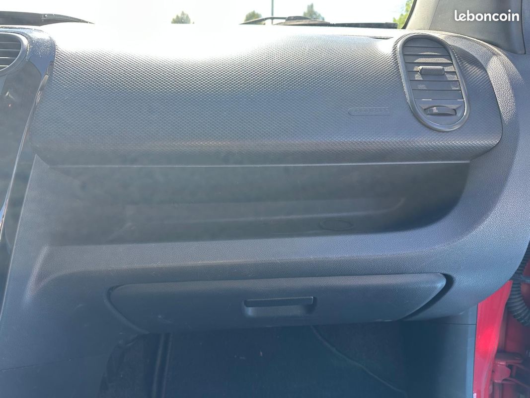 Suzuki splash suzuki splash 1.0 gl (image 16)