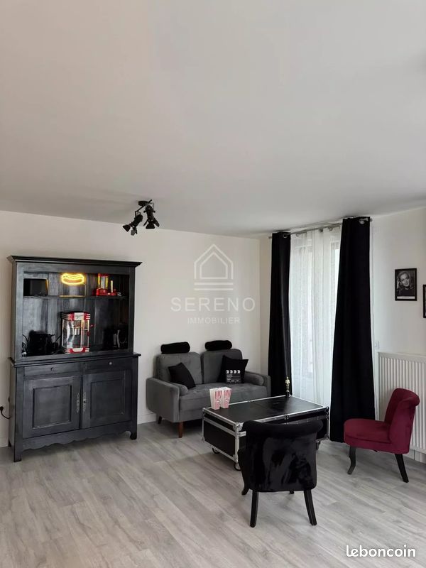 Appartement 1 pièce 43 m² · à Romainville · 43 m² · 1 000 €/mois