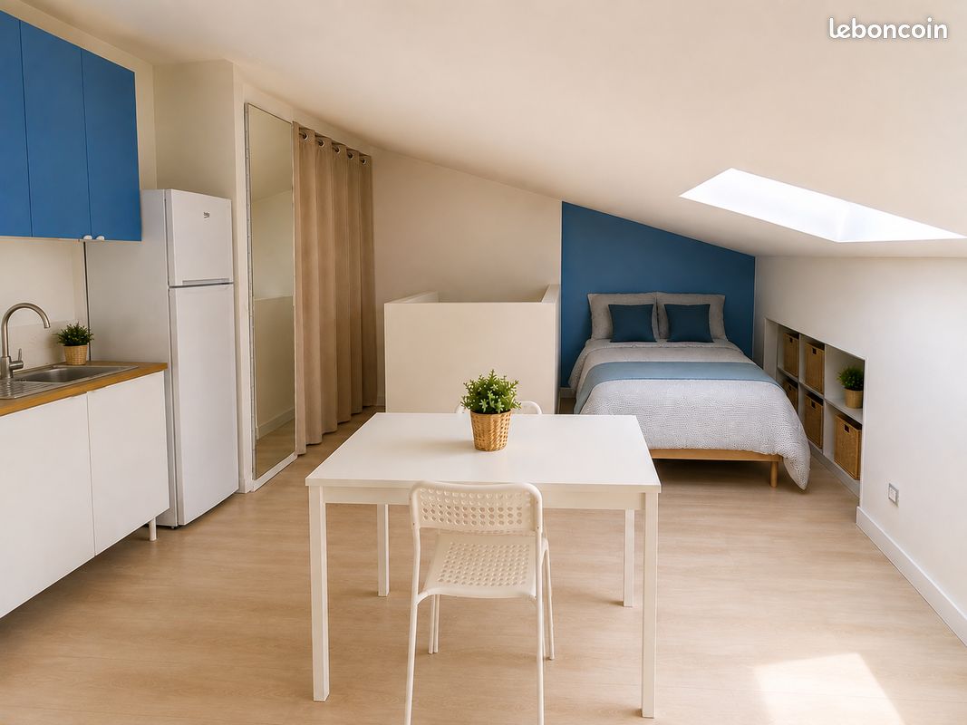 Appartement 1 pièce 25 m² · à Bourg-Saint-Andéol · 25 m² · 530 €