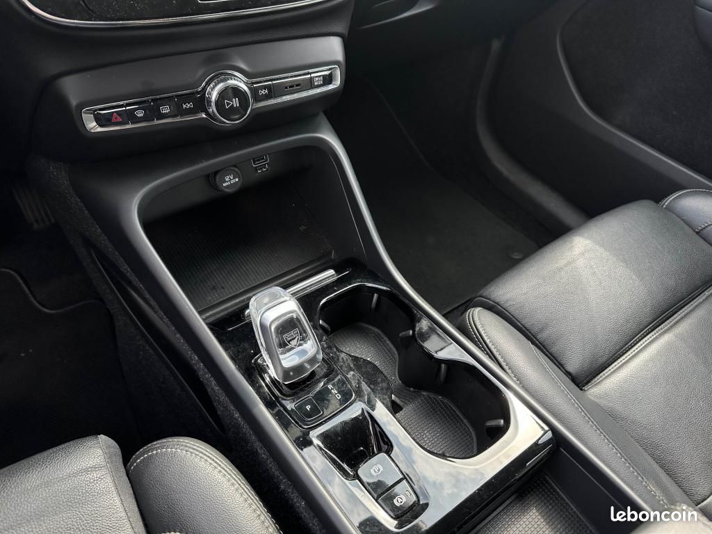 Volvo xc40 t5 recharge 180+82 inscription dct7 (image 19)