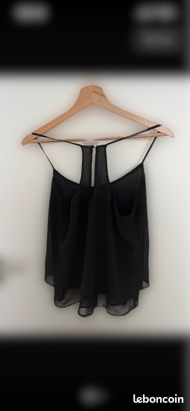 Top fluide noir Bershka (image 1)