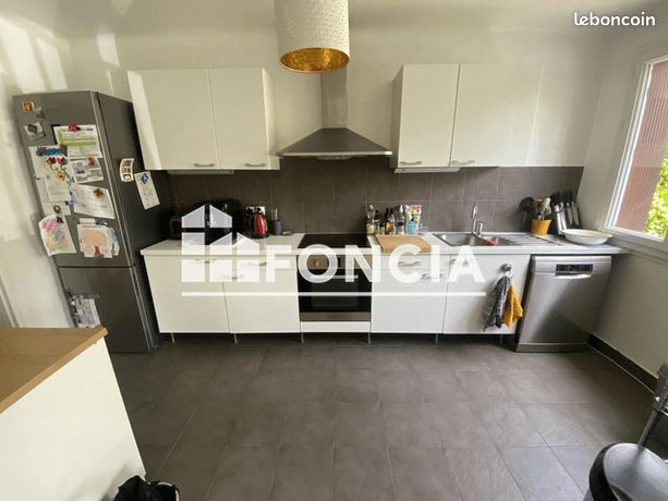 Maison a louer saint-germain-en-laye - 6 pièce(s) - 171 m2 - Surfyn