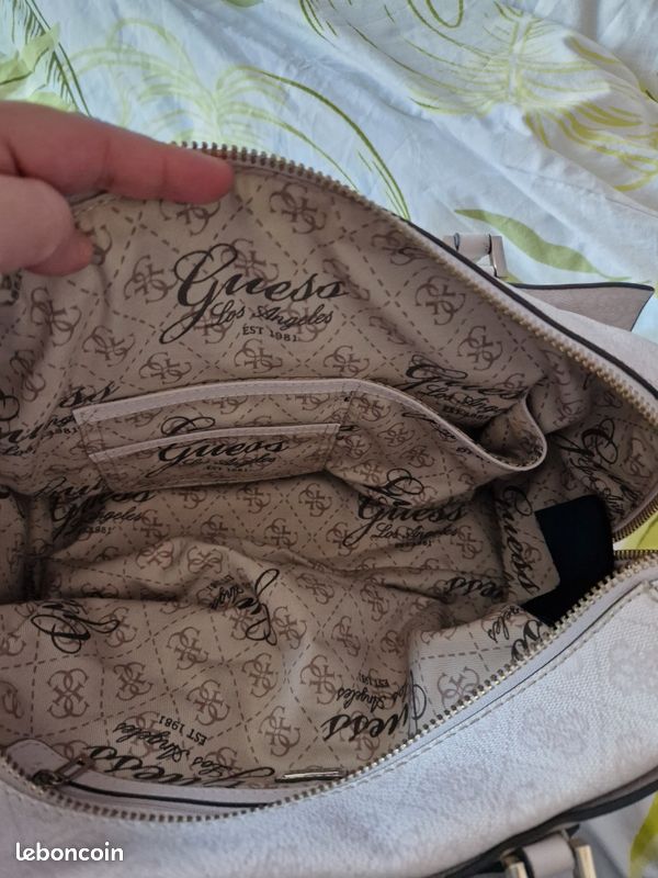 Sac à main Guess (image 7)