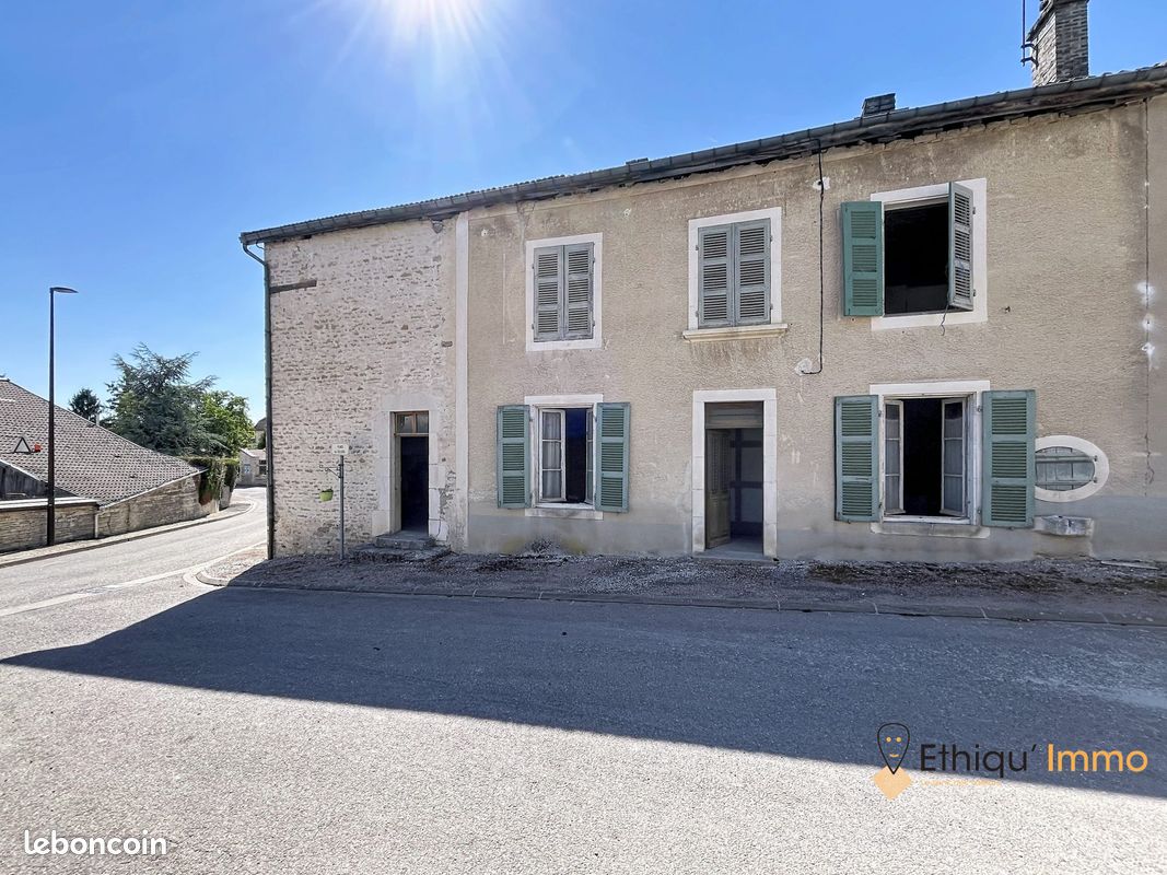 Maison 4 pièces 83 m² · à Rouvres-les-Vignes · 83 m² · 78 000 €