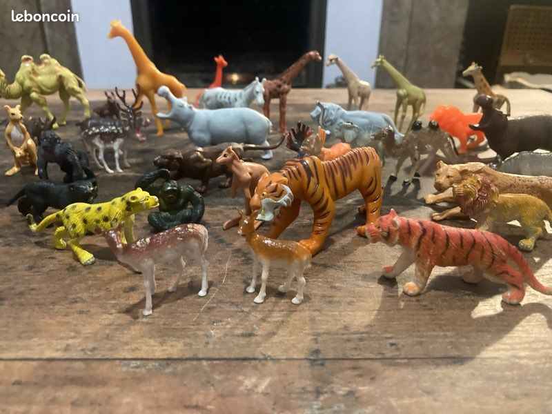 đ
Lot de plus dâune trentaine dâanimaux - Jouets et figurines đŠ (image 3)