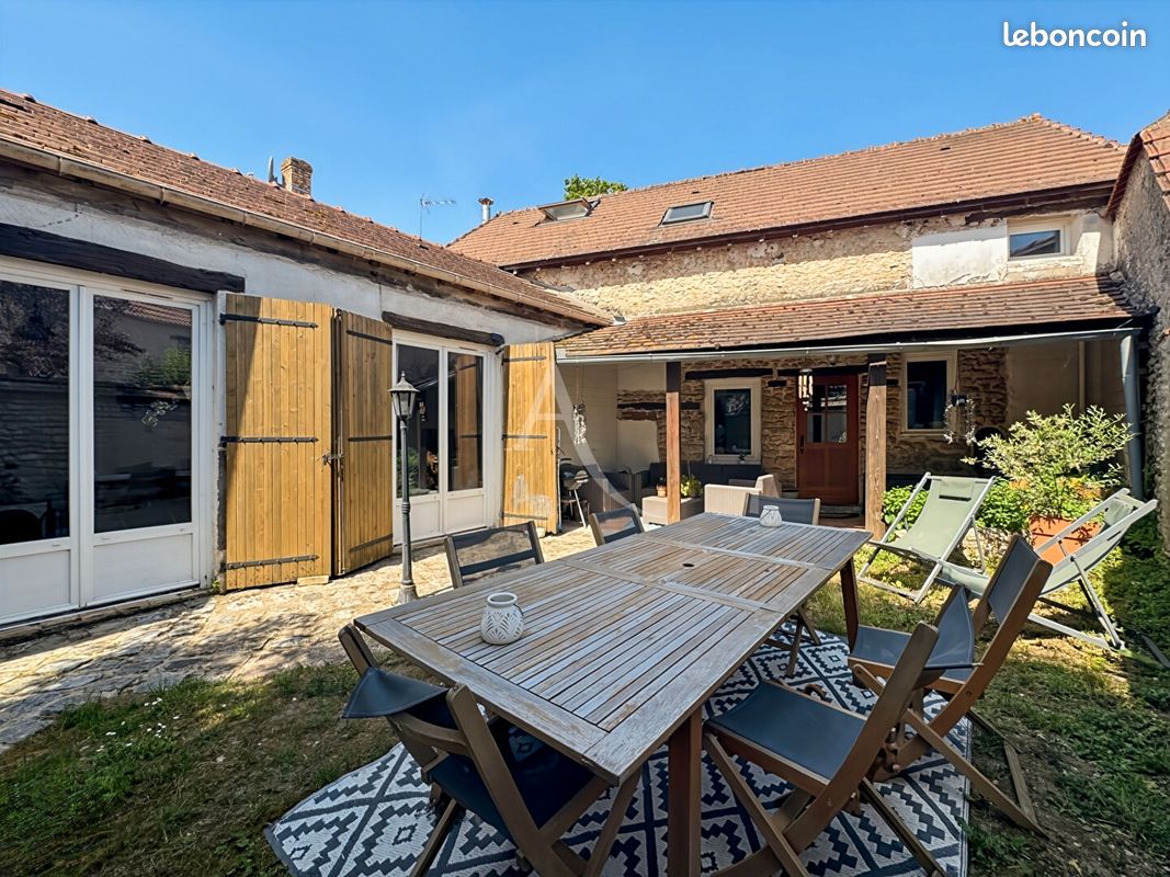 Maison 5 pièces 155 m² · à Angerville · 155 m² · 214 900 €