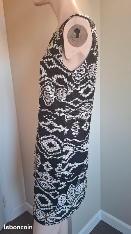 Robe noire à motifs gris argenté sans manches Promod 36 (image 5)