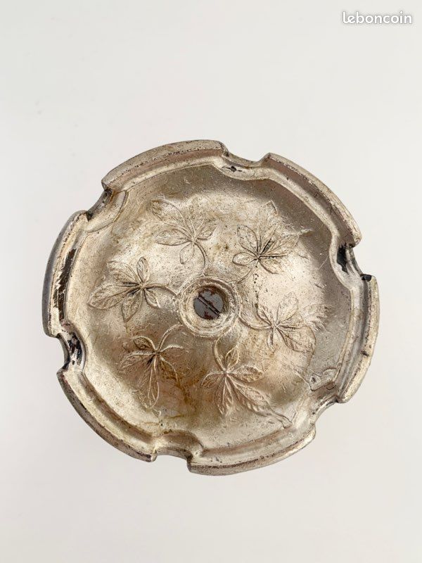 Pot Art Nouveau en métal (image 5)