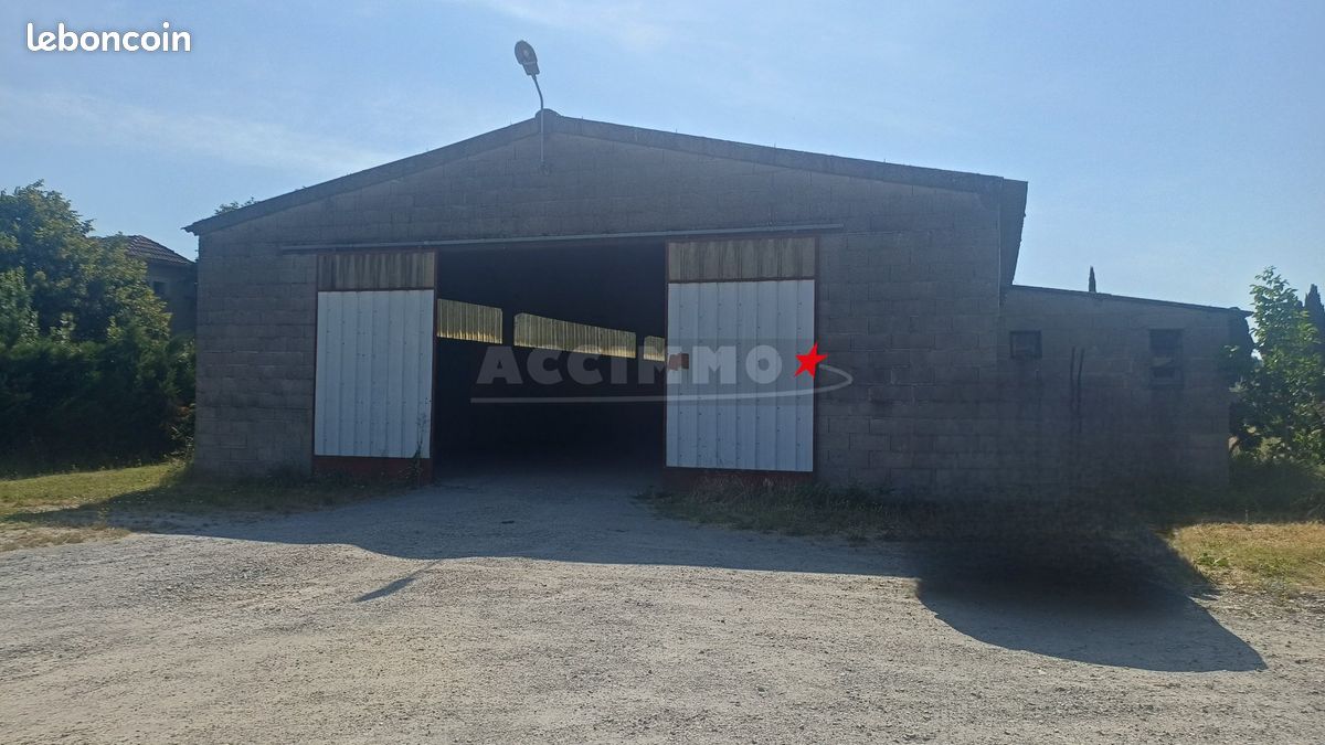 Local commercial 1 pièce 500 m² · à Graulhet · 500 m² · 150 000 €