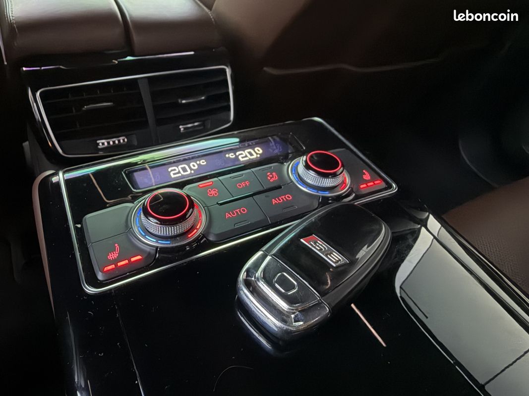 Audi s8 d4 (i) v8 4.0 tfsi 520 quattro toit ouvrant bose soft close (image 15)