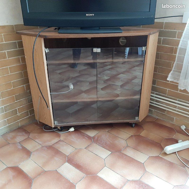 Meuble d’angle (image 1)