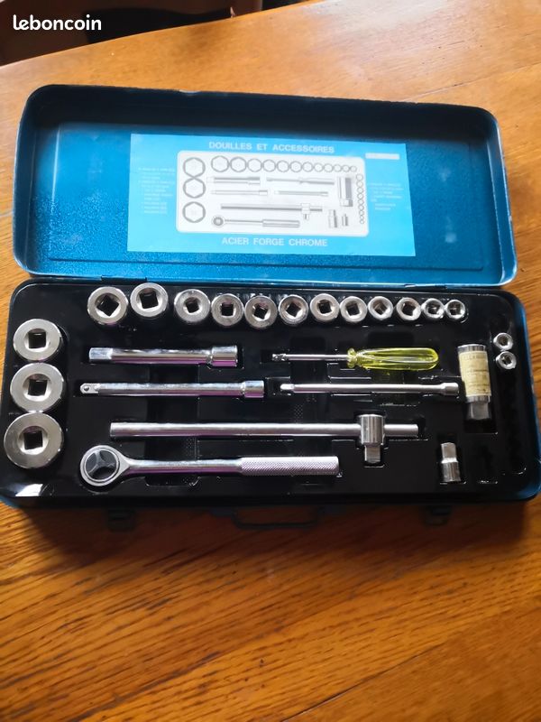 Coffret à douilles et accessoires Acier Forgé Chromé (image 1)