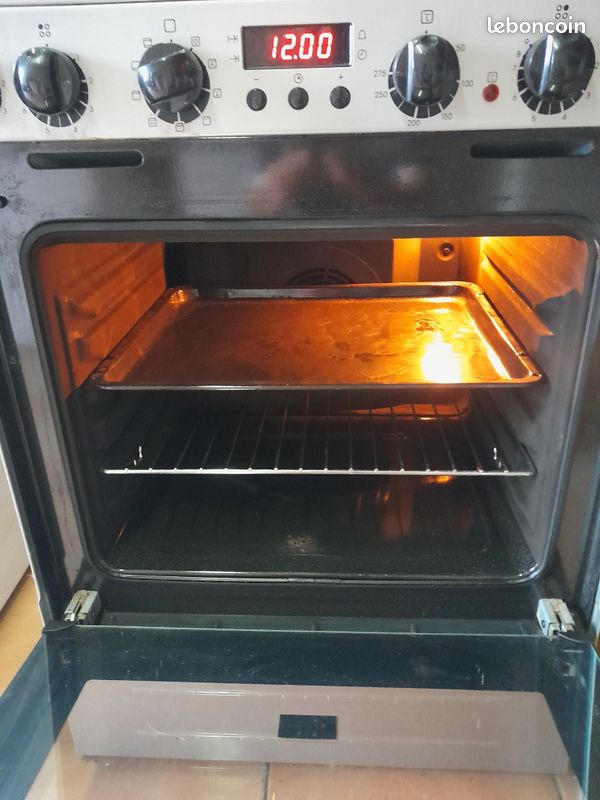 Cuisinière vitrocéramiques Faure (image 3)