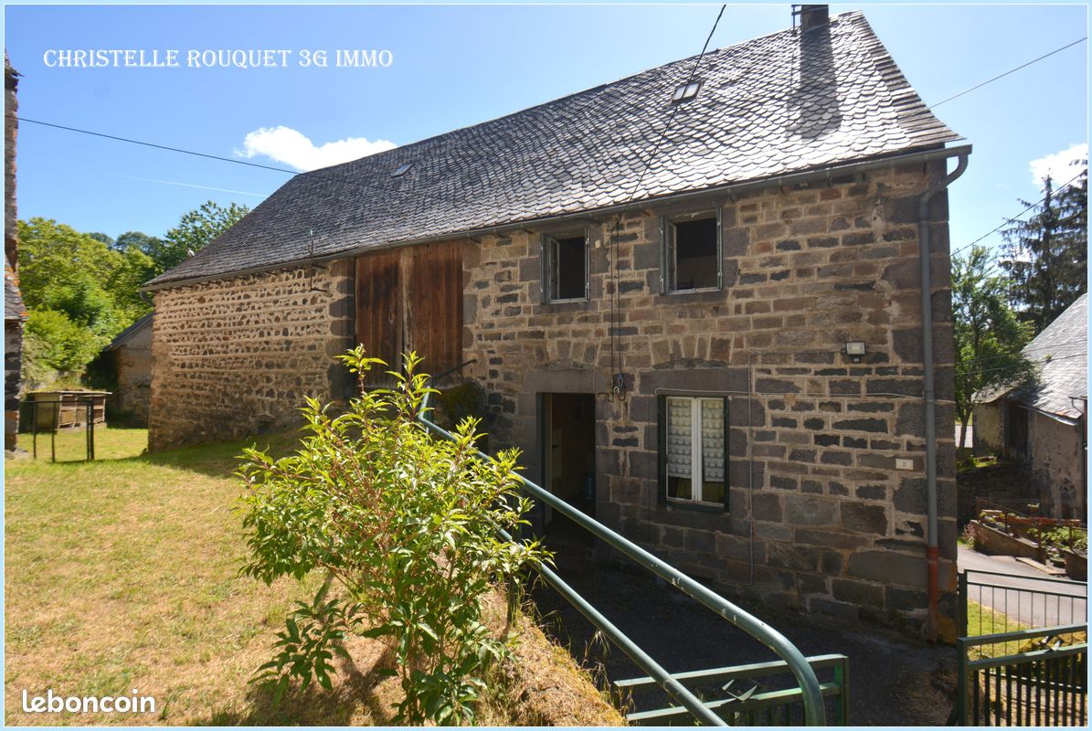 Maison 4 pièces 63 m² · à Saint-Bonnet-près-Orcival · 63 m² · 92 000 €
