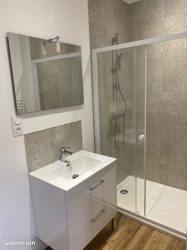 Appartement 1 pièce 30 m² · à Vivy · 30 m² · 330 €/mois