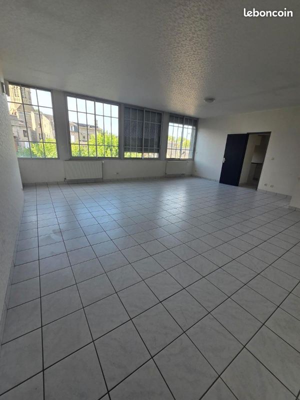 Appartement 162 m² · à Brive-la-Gaillarde · 162 m² · 200 850 €