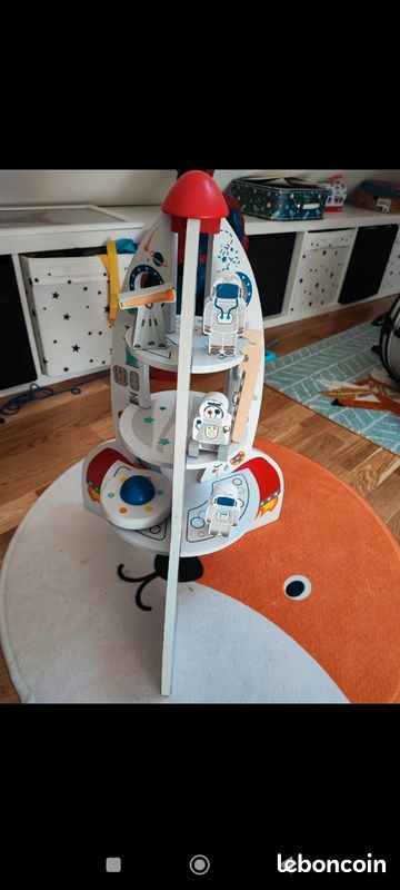Fusée bois et accessoires (image 2)