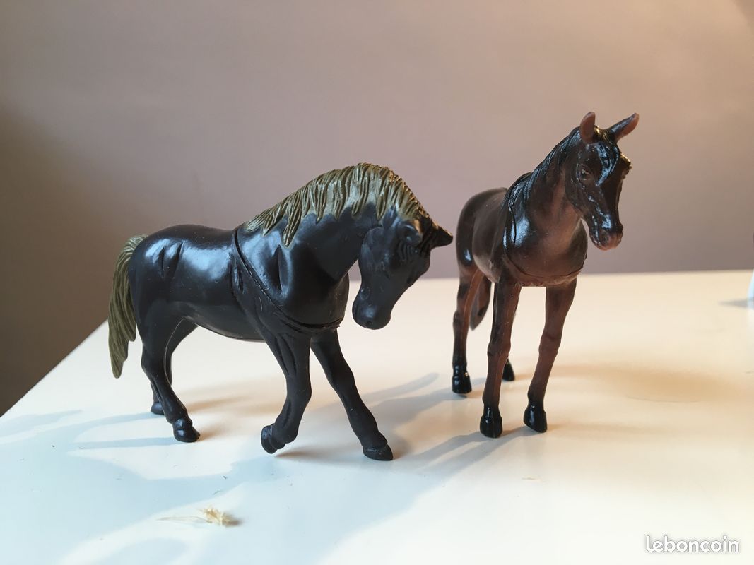 Jouets Lot de 8 chevaux (image 3)