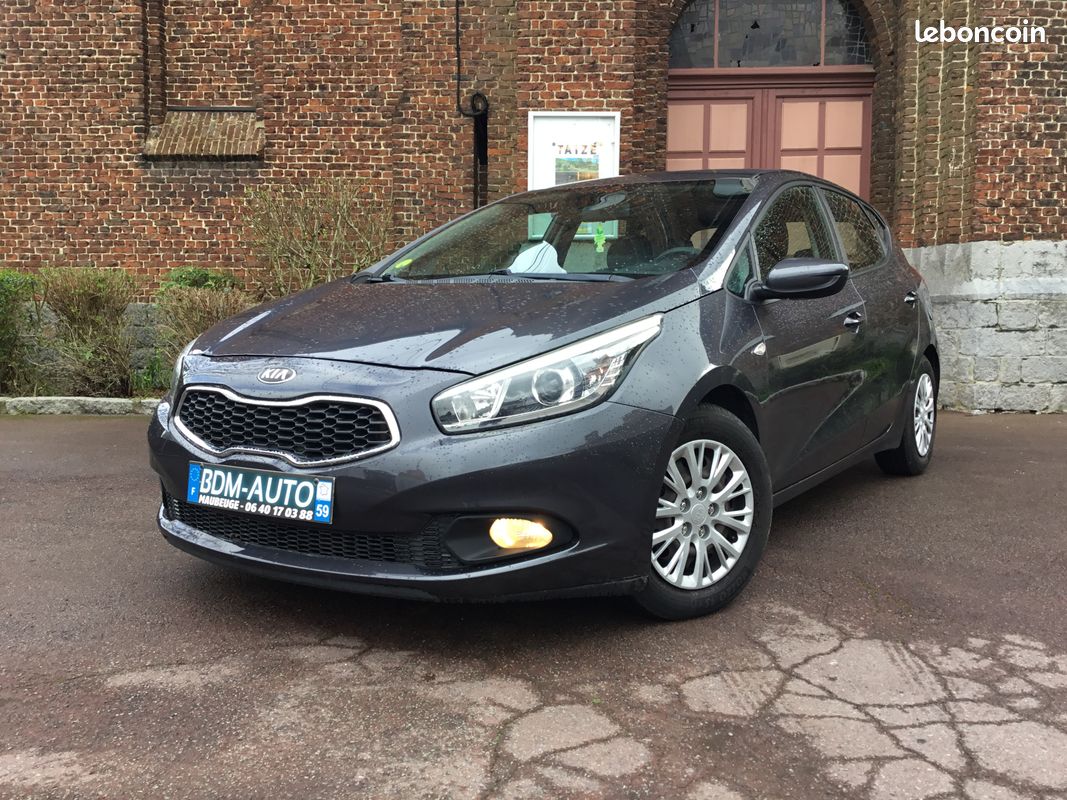 Kia ceed 1.4 crdi 90 ch pack eco dynamics/2013/clim/ 161 000km /garantie 6 mois (image 1)