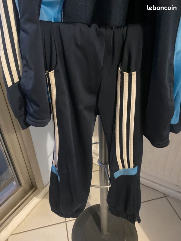 Ensemble adidas pour enfant (image 4)
