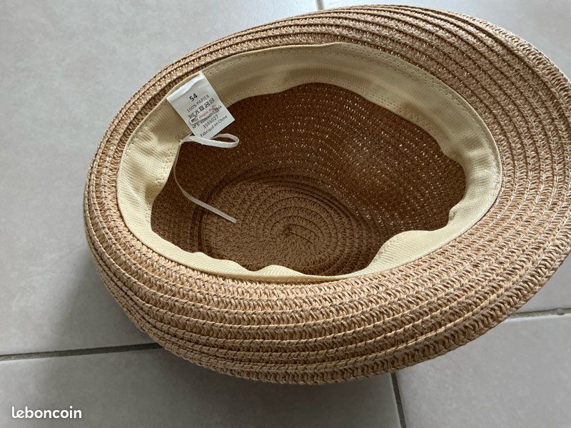 Chapeau taille 54 (image 3)
