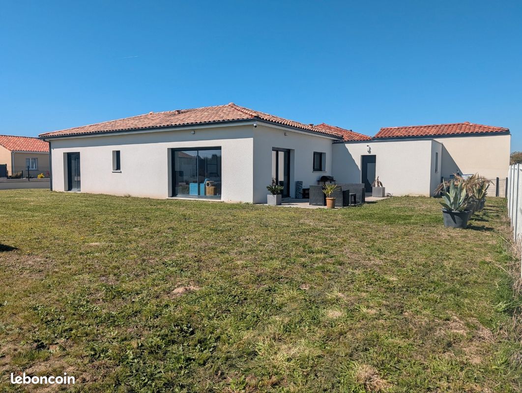 Maison 5 pièces 96 m² · à Miremont · 96 m² · 320 000 €