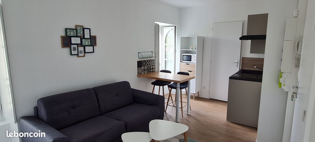 Appartement 1 pièce 20 m² · à Laval · 20 m² · 400 €
