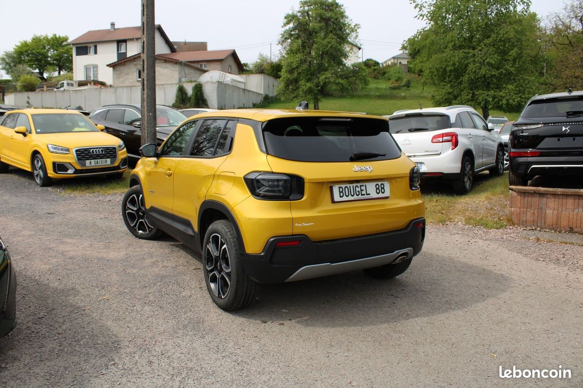 Jeep AVENGER SUMMIT T3 100 CV ESSENCE GPS CARPLAY CAMÉRA JA 18 I-COKPIT FULL LED RÉGULATEUR (image 3)
