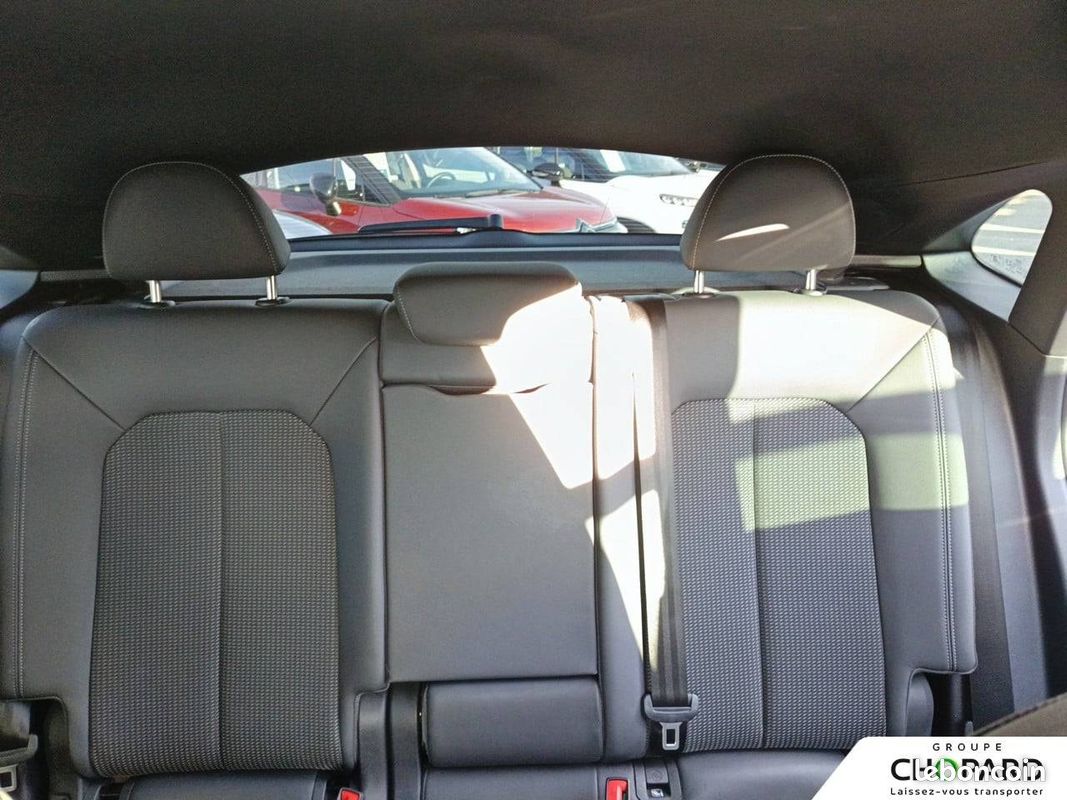 AUDI Q3 Sportback 45 TFSIe 245 ch S tronic 6 S line (image 11)