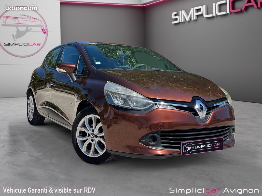 RENAULT CLIO IV dCi 90 Energy eco2 Zen 82g (image 1)