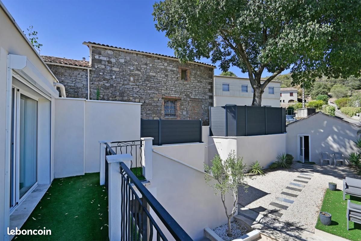 Maison 5 pièces 135 m² · à Saint-Julien-les-Rosiers · 135 m² · 290 000 €