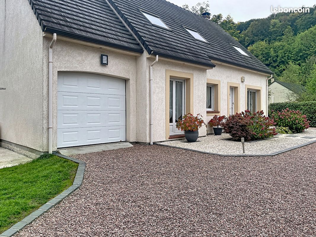 Maison 5 pièces 113 m² · à Montfort-sur-Risle · 113 m² · 215 000 €