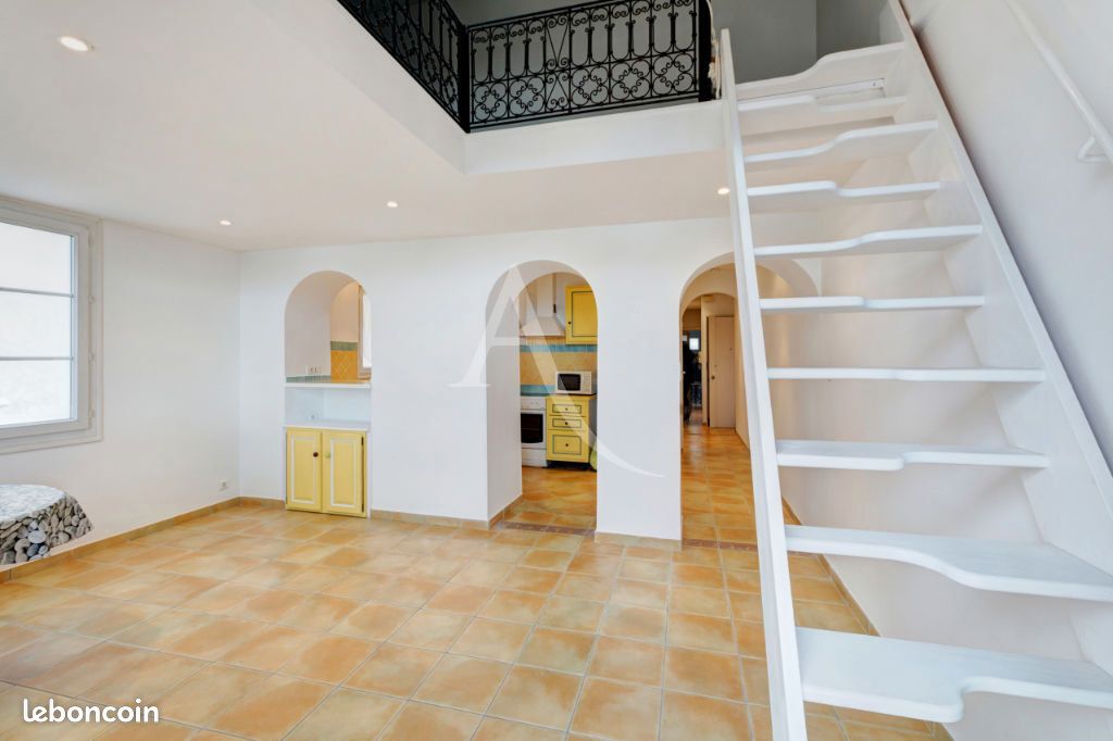 Appartement 3 pièces 62 m² · à Toulon · 62 m² · 928 €/mois