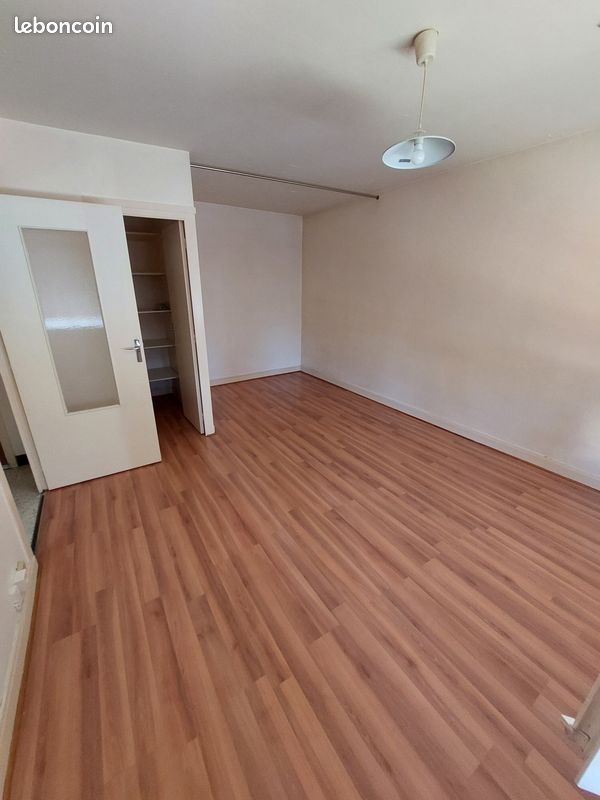 Appartement 1 pièce 30 m² · à Clermont-Ferrand · 30 m² · 570 €/mois