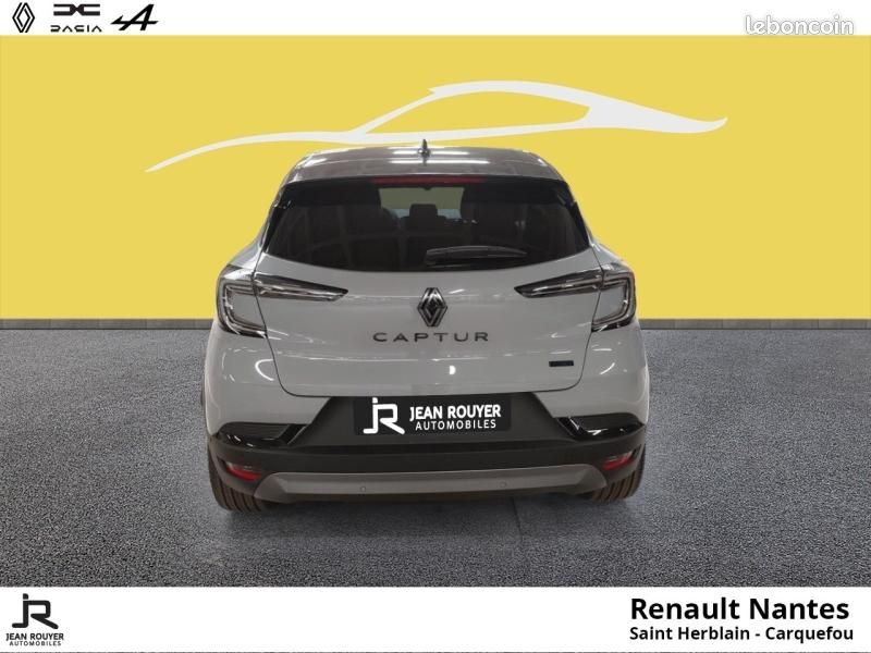 Renault Captur 1.8 E-Tech full hybrid 160ch esprit Alpine - 26 (image 18)