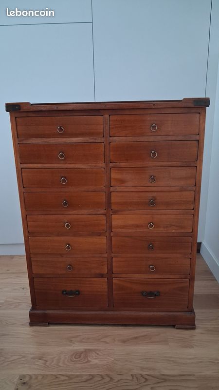 Meuble d'horloger (image 1)