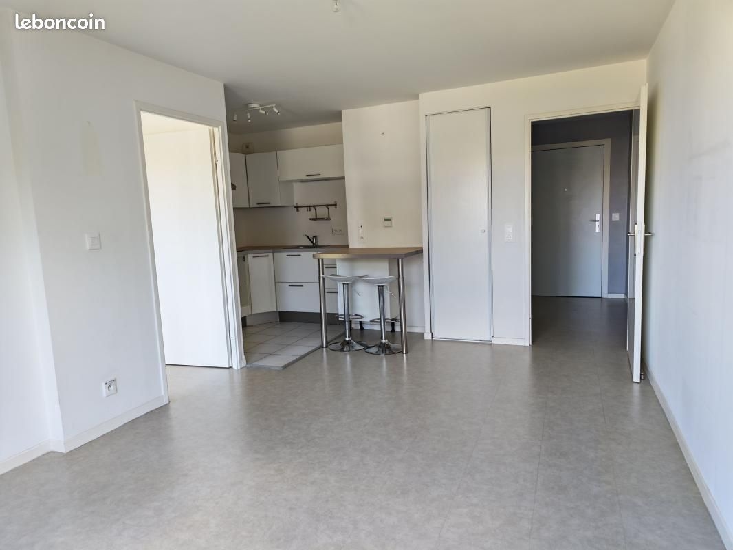 Appartement 2 pièces 42 m² · à Athis-Mons · 42 m² · 930 €