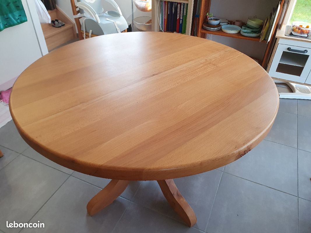 Très belle table ronde chêne massif cirée (image 6)