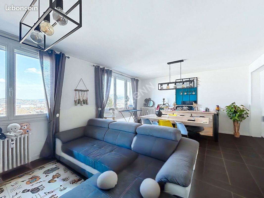 Appartement 4 pièces 67 m² · à Saint-Étienne · 67 m² · 88 000 €