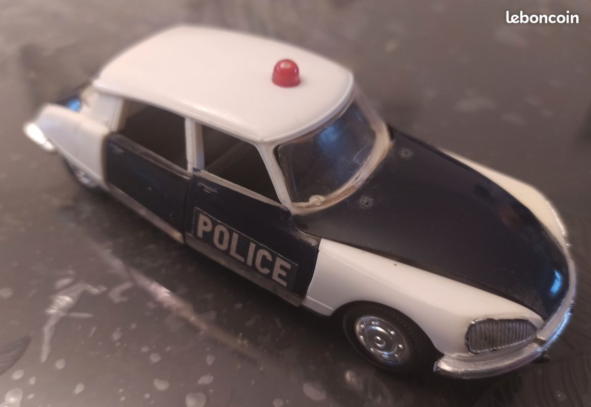 Citroen HY 1200 kg Police Ancien JRD France 1/43 dans l'état